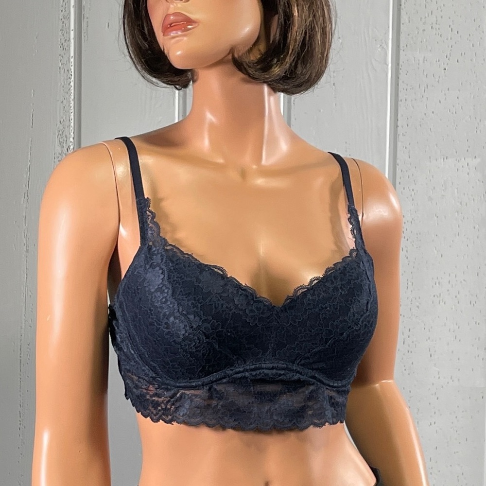 *Gilly Hicks Sydney Women’s Navy Blue Lace Push up Bra Sz L